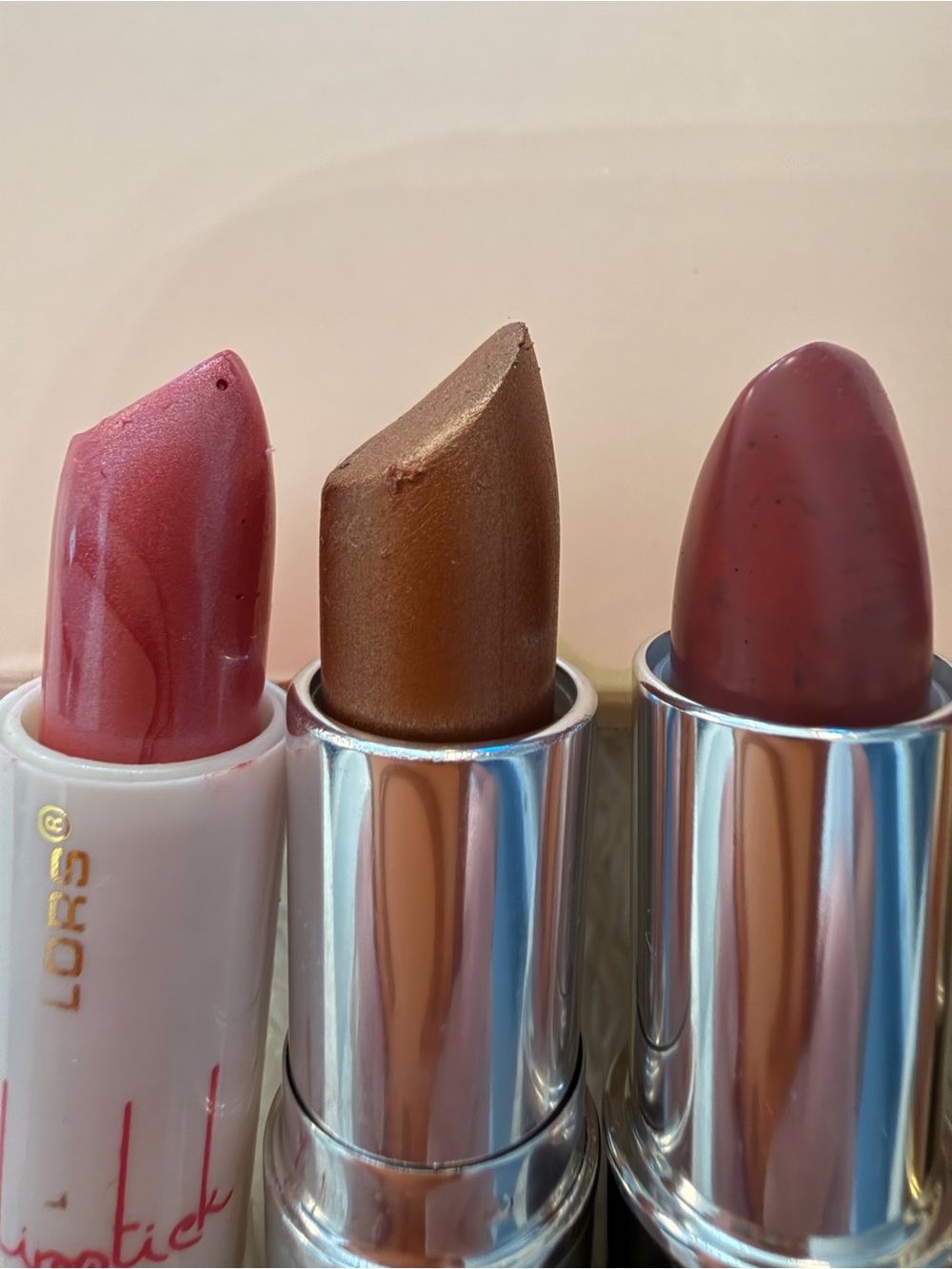 Women’s Multi-Shade Lipstick Set — Pink, Bronze, Mauve tb